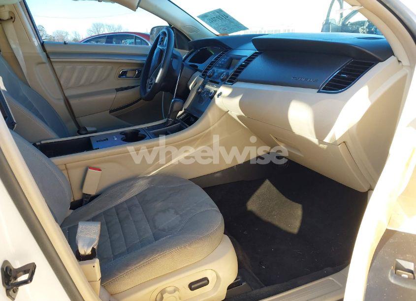 Photo 5 of 2013 Ford Taurus SE (VIN 1FAHP2D8XDG181203)