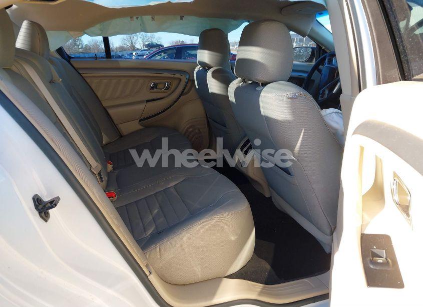 Photo 8 of 2013 Ford Taurus SE (VIN 1FAHP2D8XDG181203)