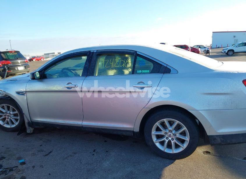 Photo 14 of 2014 Ford Taurus SE (VIN 1FAHP2D8XEG114067)