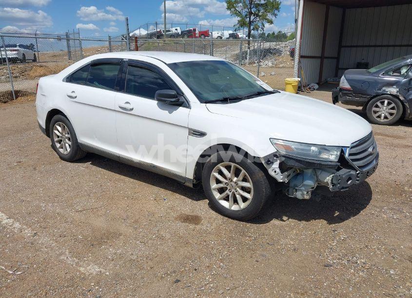 2014 Ford Taurus SE (VIN 1FAHP2D8XEG145366) main photo