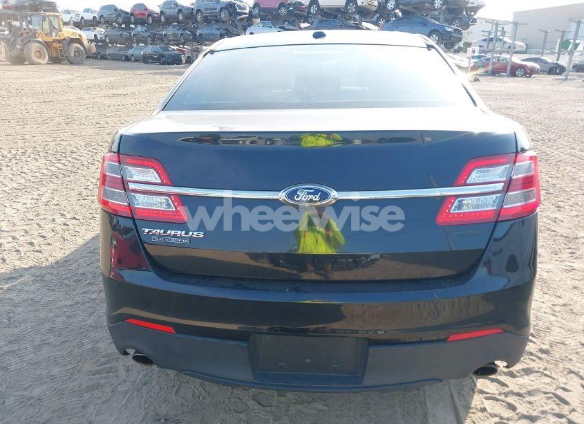 Photo 16 of 2016 Ford Taurus SE (VIN 1FAHP2D8XGG129543)