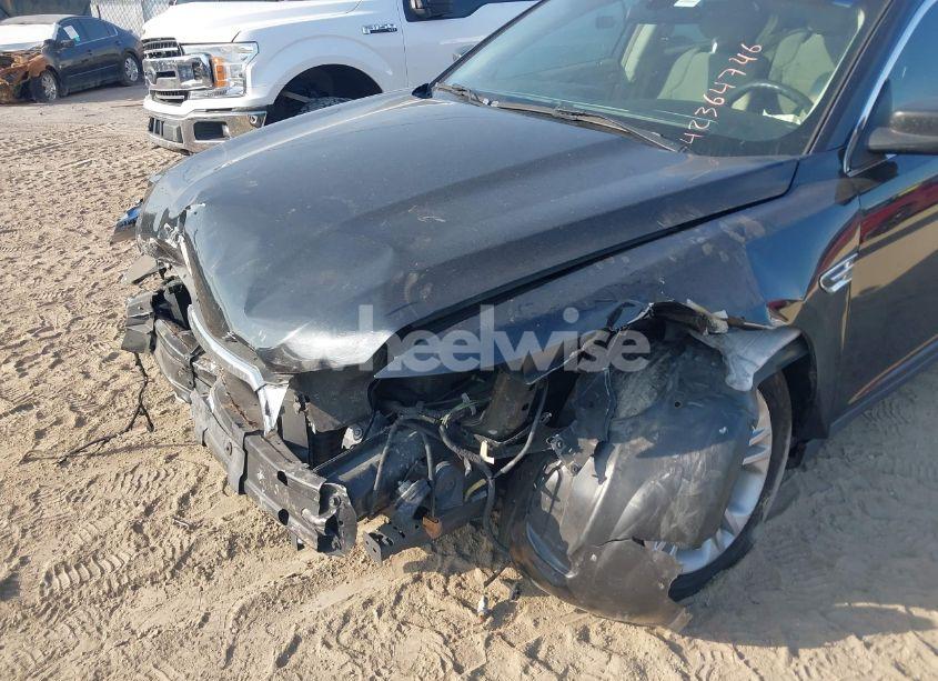 Photo 6 of 2016 Ford Taurus SE (VIN 1FAHP2D8XGG129543)