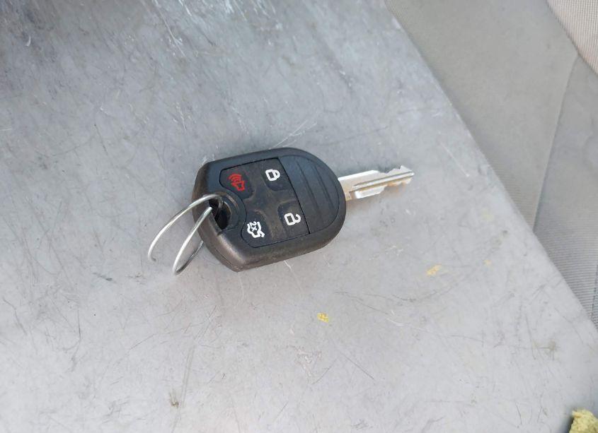 Photo 11 of 2016 Ford Taurus SE (VIN 1FAHP2D8XGG133172)