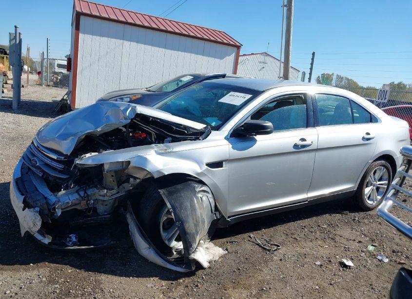 Photo 14 of 2016 Ford Taurus SE (VIN 1FAHP2D8XGG133172)