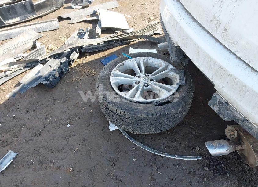 Photo 18 of 2016 Ford Taurus SE (VIN 1FAHP2D8XGG146830)