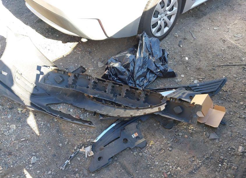 Photo 12 of 2017 Ford Taurus SE (VIN 1FAHP2D8XHG105292)