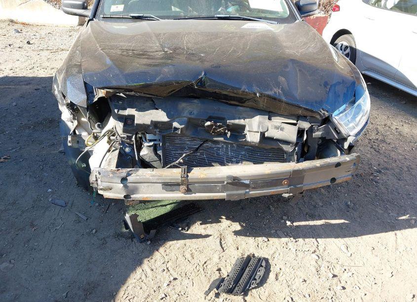 Photo 6 of 2017 Ford Taurus SE (VIN 1FAHP2D8XHG105292)