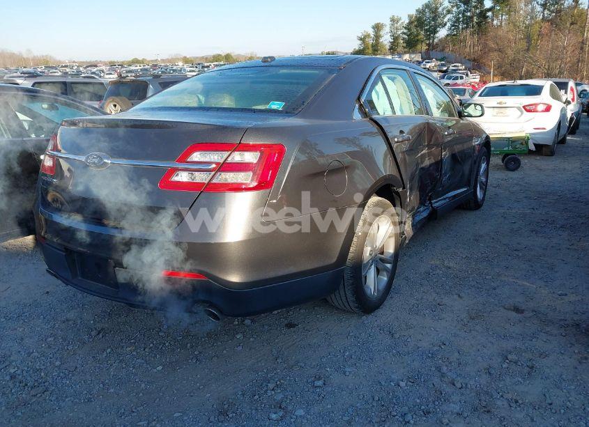 Photo 4 of 2017 Ford Taurus SE (VIN 1FAHP2D8XHG115594)