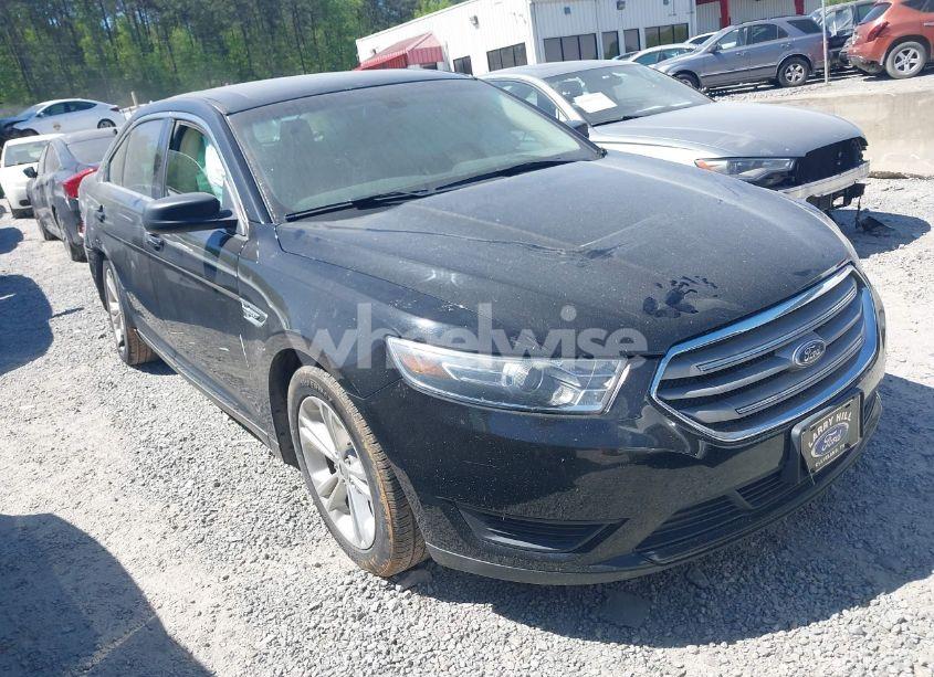 2017 Ford Taurus SE (VIN 1FAHP2D8XHG116437) main photo