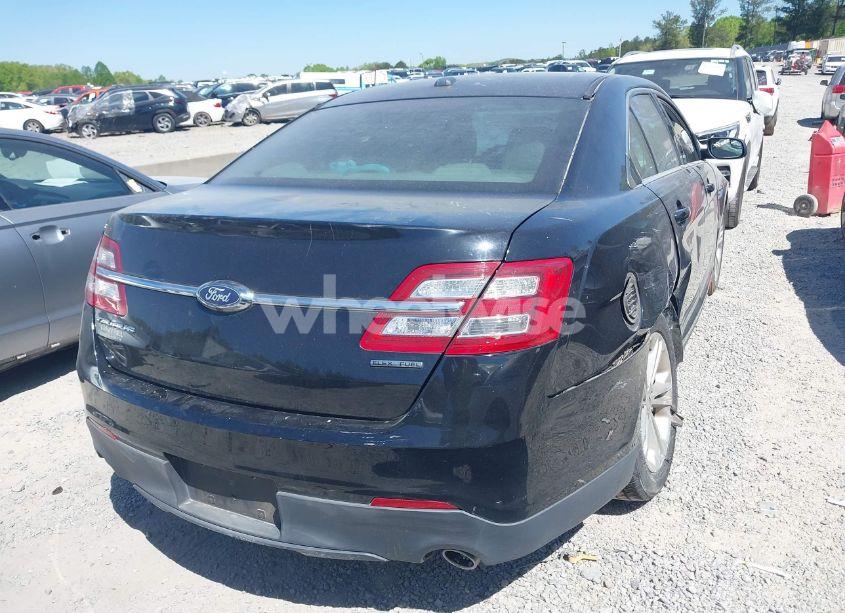 Photo 4 of 2017 Ford Taurus SE (VIN 1FAHP2D8XHG116437)