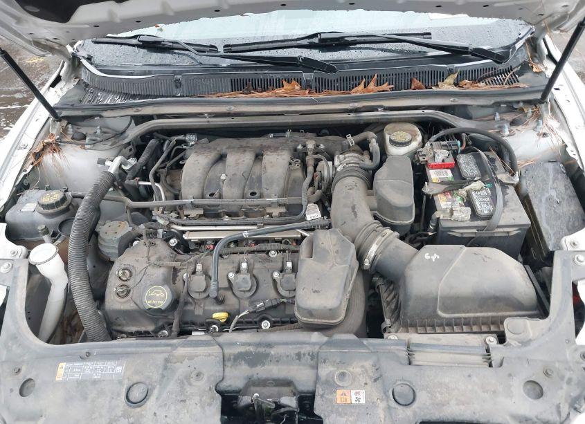 Photo 10 of 2017 Ford Taurus SE (VIN 1FAHP2D8XHG124215)