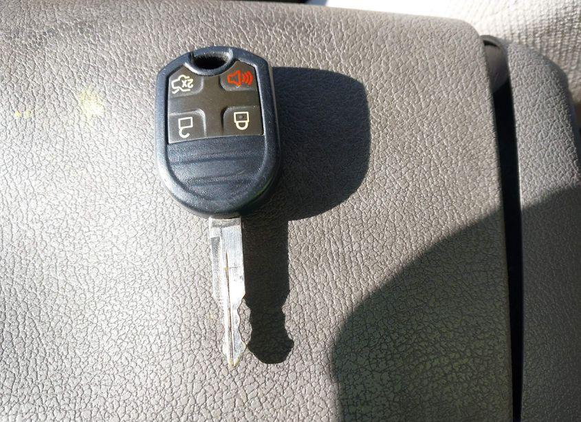 Photo 11 of 2017 Ford Taurus SE (VIN 1FAHP2D8XHG124215)