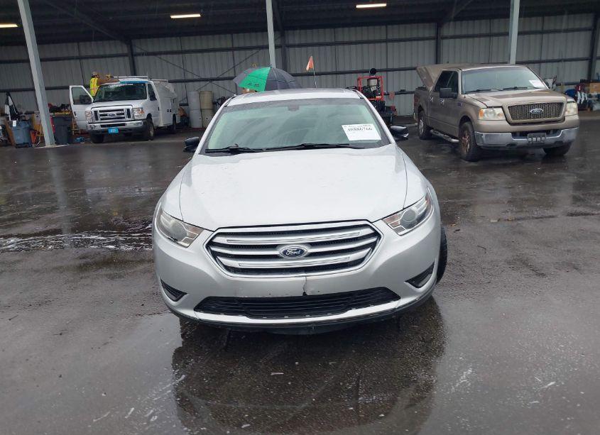 Photo 12 of 2017 Ford Taurus SE (VIN 1FAHP2D8XHG124215)