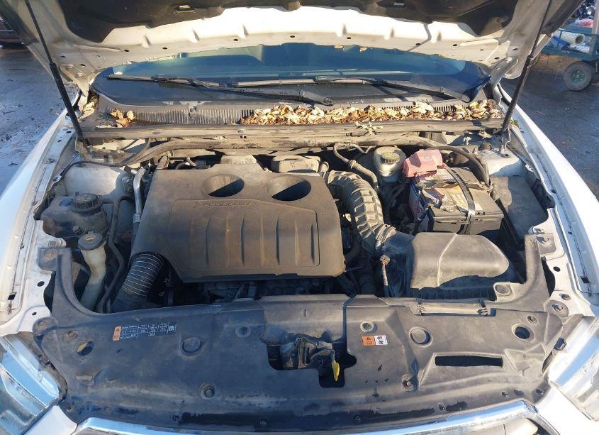 Photo 10 of 2015 Ford Taurus SE (VIN 1FAHP2D90FG149694)