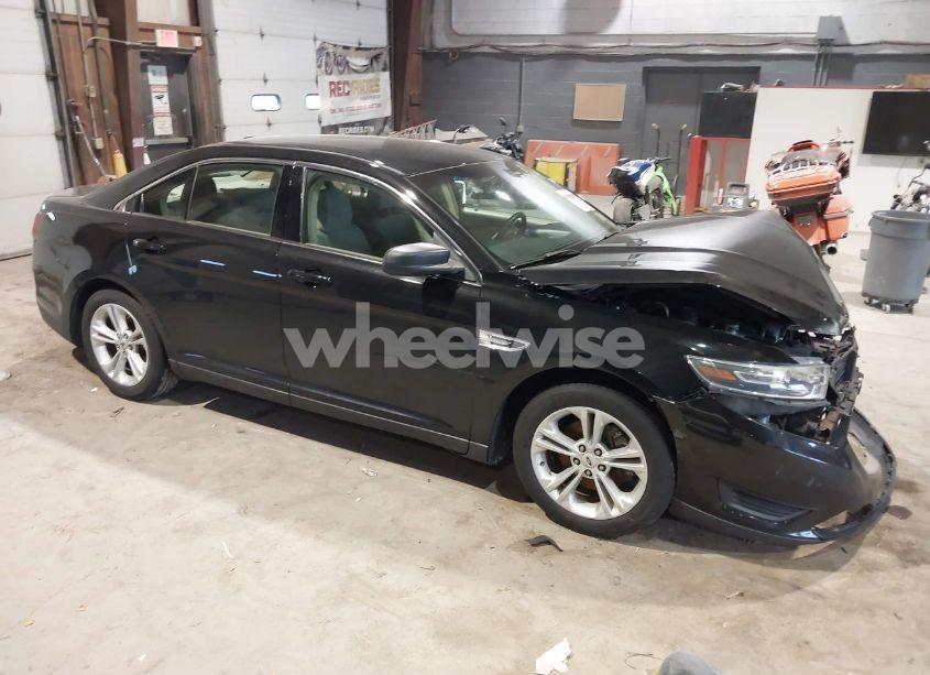 2015 Ford Taurus SE (VIN 1FAHP2D91FG160025) main photo