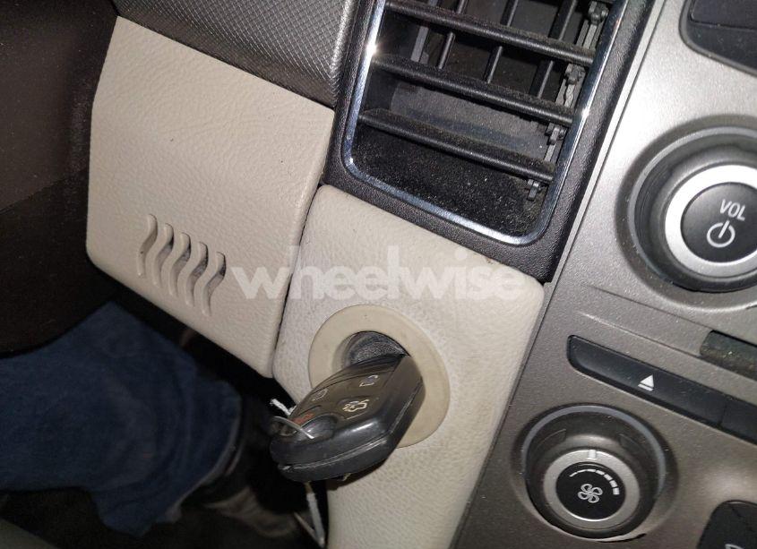 Photo 11 of 2015 Ford Taurus SE (VIN 1FAHP2D91FG160025)