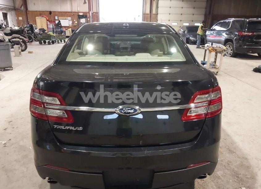 Photo 16 of 2015 Ford Taurus SE (VIN 1FAHP2D91FG160025)