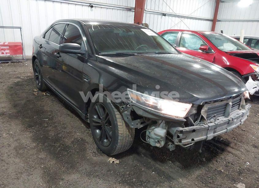 2015 Ford Taurus SE (VIN 1FAHP2D91FG160042) main photo