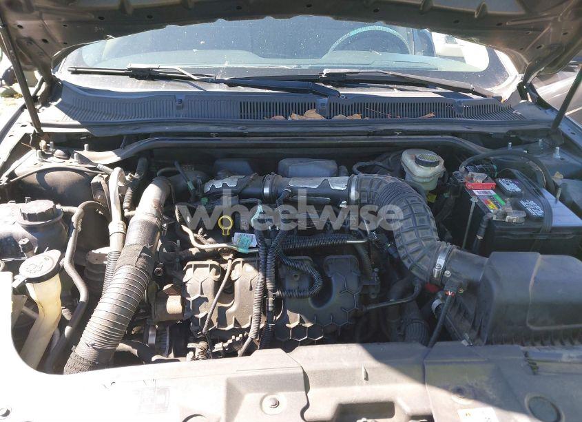 Photo 10 of 2014 Ford Taurus SE (VIN 1FAHP2D98EG129837)