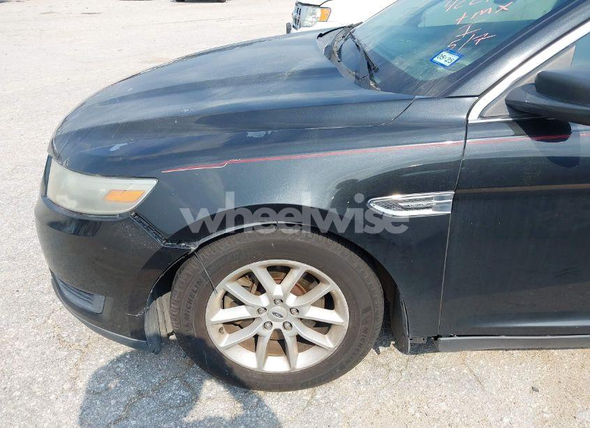 Photo 6 of 2013 Ford Taurus SE (VIN 1FAHP2D99DG146337)