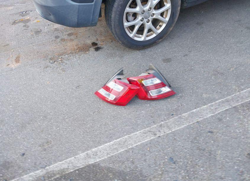 Photo 12 of 2016 Ford Taurus SE (VIN 1FAHP2D99GG104786)