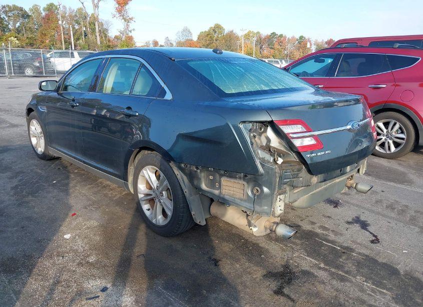 Photo 3 of 2016 Ford Taurus SE (VIN 1FAHP2D99GG104786)
