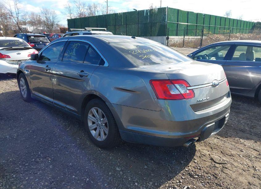 Photo 3 of 2011 Ford Taurus SE (VIN 1FAHP2DW0BG182372)
