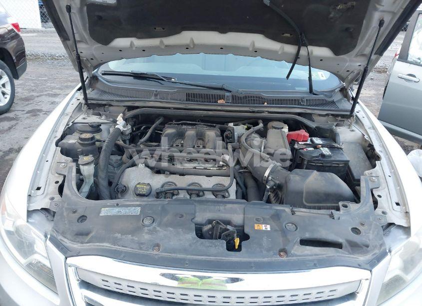 Photo 10 of 2011 Ford Taurus SE (VIN 1FAHP2DW1BG178041)