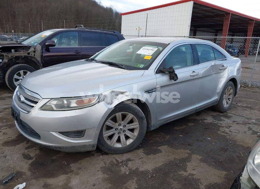 Photo 2 of 2011 Ford Taurus SE (VIN 1FAHP2DW1BG178041)