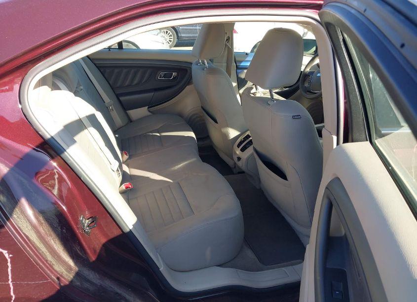 Photo 8 of 2011 Ford Taurus SE (VIN 1FAHP2DW2BG182454)