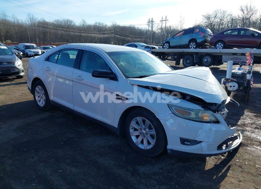 2012 Ford Taurus SE (VIN 1FAHP2DW2CG111319) main photo