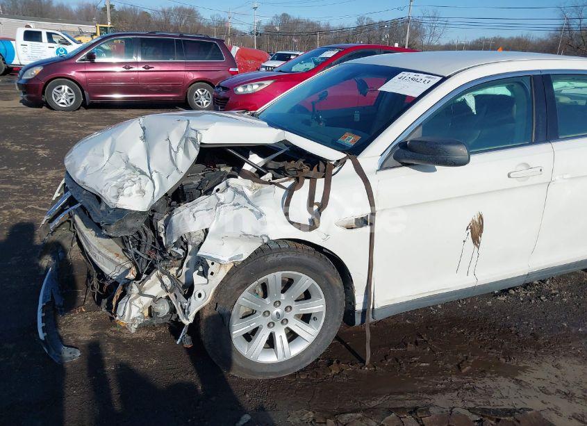 Photo 13 of 2012 Ford Taurus SE (VIN 1FAHP2DW2CG111319)