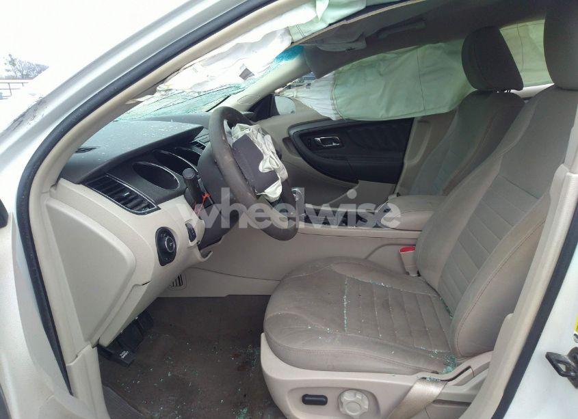 Photo 5 of 2011 Ford Taurus SE (VIN 1FAHP2DW3BG113398)