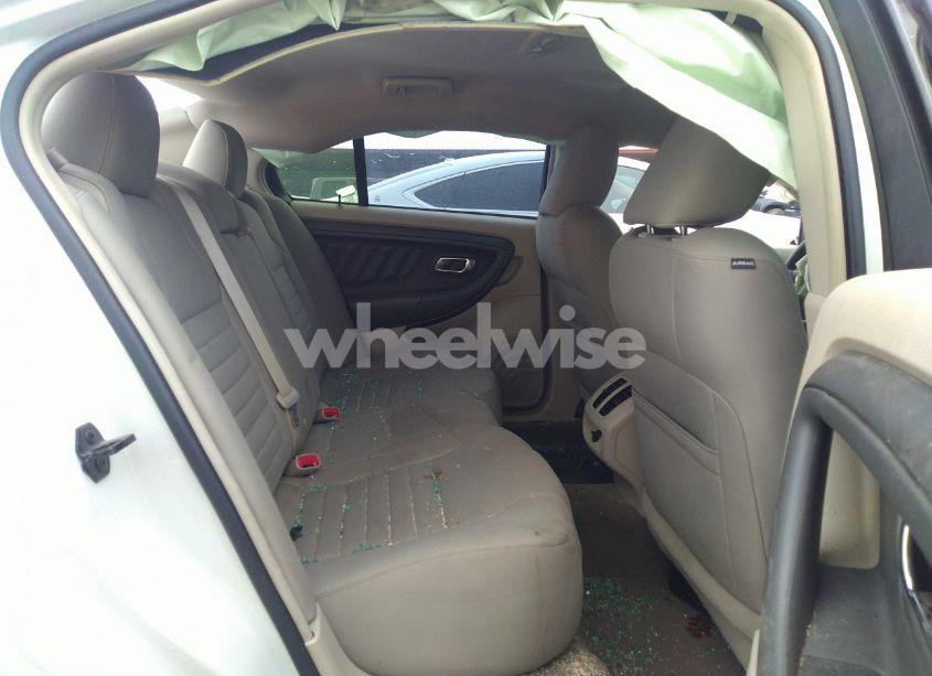 Photo 8 of 2011 Ford Taurus SE (VIN 1FAHP2DW3BG113398)