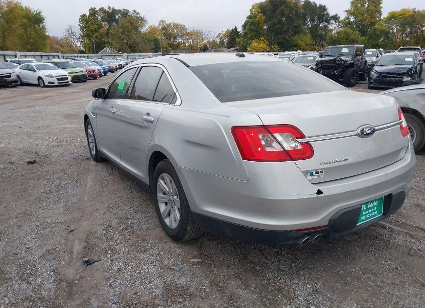 Photo 3 of 2011 Ford Taurus SE (VIN 1FAHP2DW3BG120254)