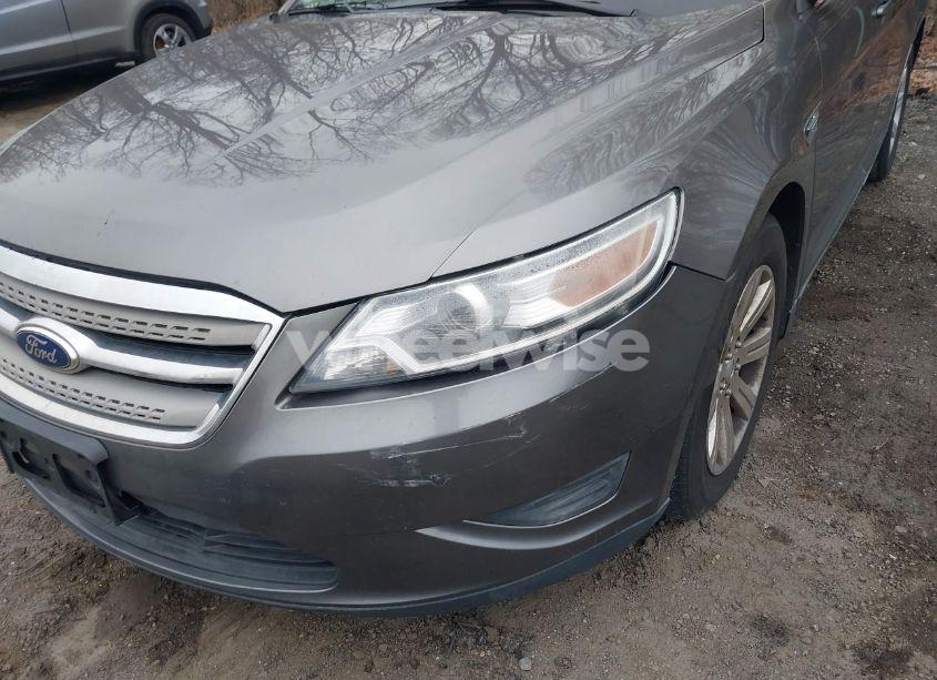 Photo 6 of 2011 Ford Taurus SE (VIN 1FAHP2DW3BG150192)