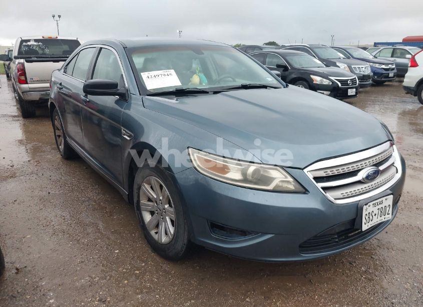 2010 Ford Taurus SE (VIN 1FAHP2DW4AG140821) main photo