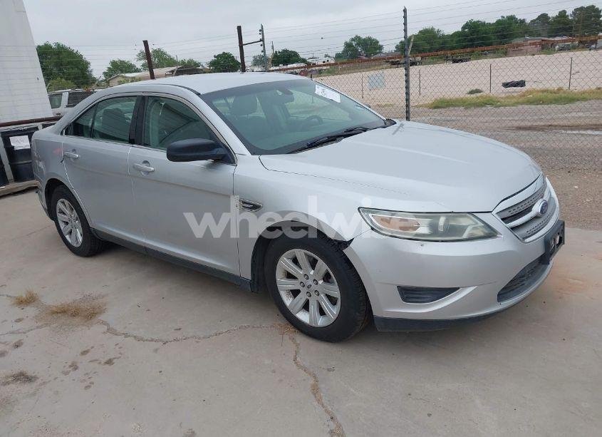 2012 Ford Taurus SE (VIN 1FAHP2DW4CG125352) main photo