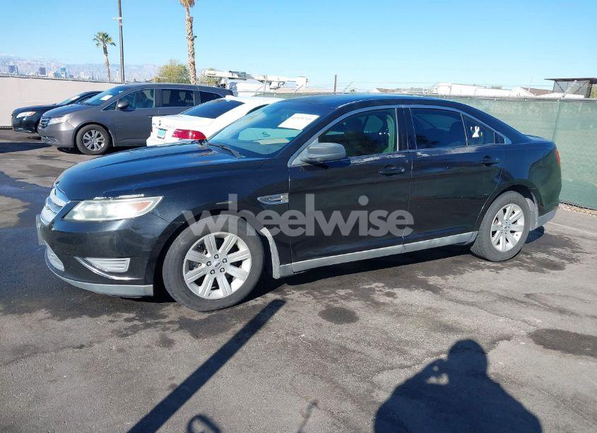 Photo 6 of 2010 Ford Taurus SE (VIN 1FAHP2DW5AG165856)