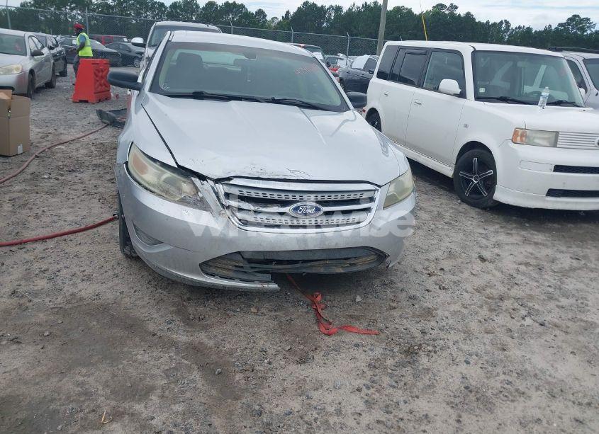 Photo 6 of 2011 Ford Taurus SE (VIN 1FAHP2DW6BG100869)