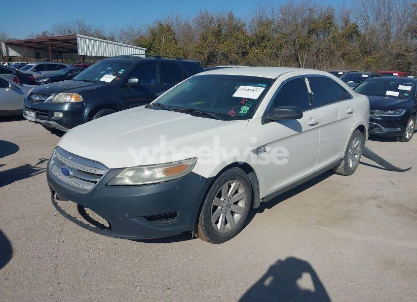 Photo 2 of 2012 Ford Taurus SE (VIN 1FAHP2DW6CG120217)