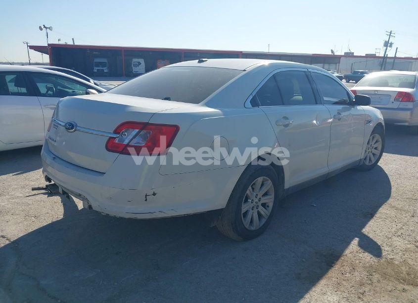 Photo 4 of 2012 Ford Taurus SE (VIN 1FAHP2DW6CG120217)