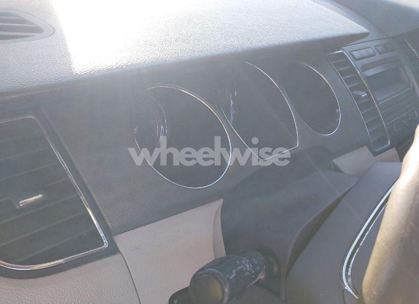 Photo 7 of 2012 Ford Taurus SE (VIN 1FAHP2DW6CG139690)