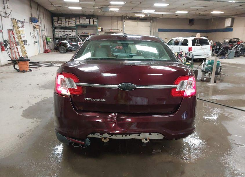 Photo 16 of 2011 Ford Taurus SE (VIN 1FAHP2DW7BG115980)