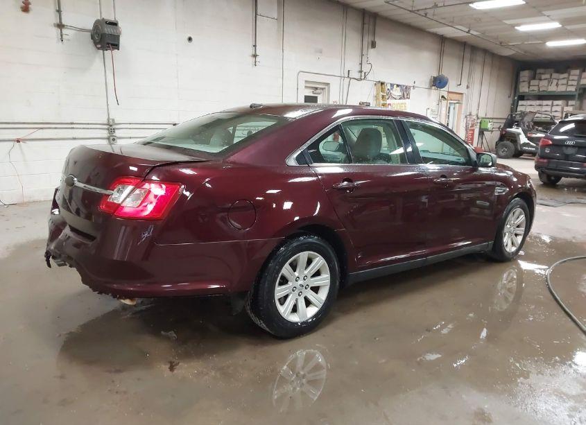 Photo 4 of 2011 Ford Taurus SE (VIN 1FAHP2DW7BG115980)