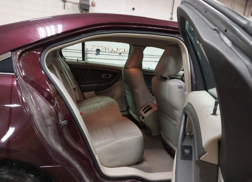 Photo 8 of 2011 Ford Taurus SE (VIN 1FAHP2DW7BG115980)