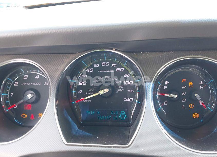 Photo 7 of 2010 Ford Taurus SE (VIN 1FAHP2DW8AG165771)