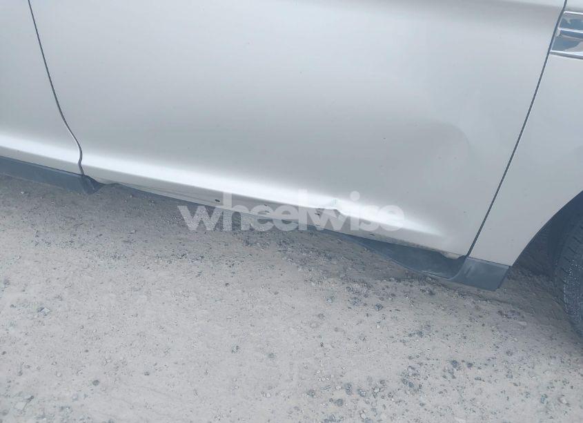 Photo 12 of 2011 Ford Taurus SE (VIN 1FAHP2DW9BG173265)