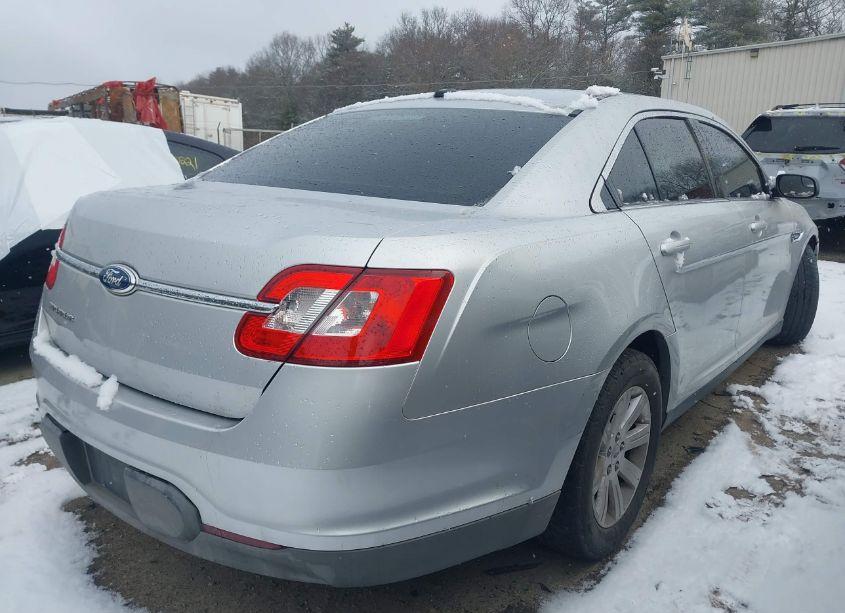 Photo 4 of 2012 Ford Taurus SE (VIN 1FAHP2DWXCG122133)