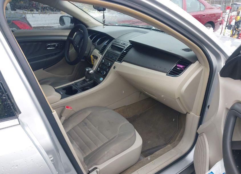 Photo 5 of 2012 Ford Taurus SE (VIN 1FAHP2DWXCG122133)